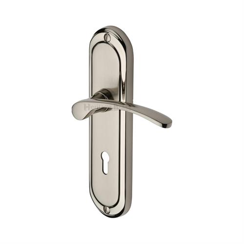 AMBASSADOR LEVER HANDLE ON BACKPLATE